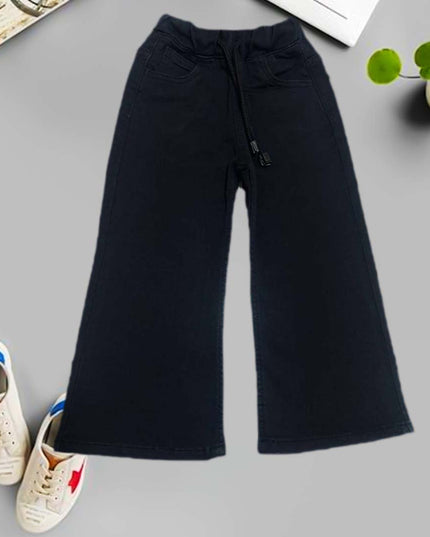 Lady jet black flapper denim jeans
